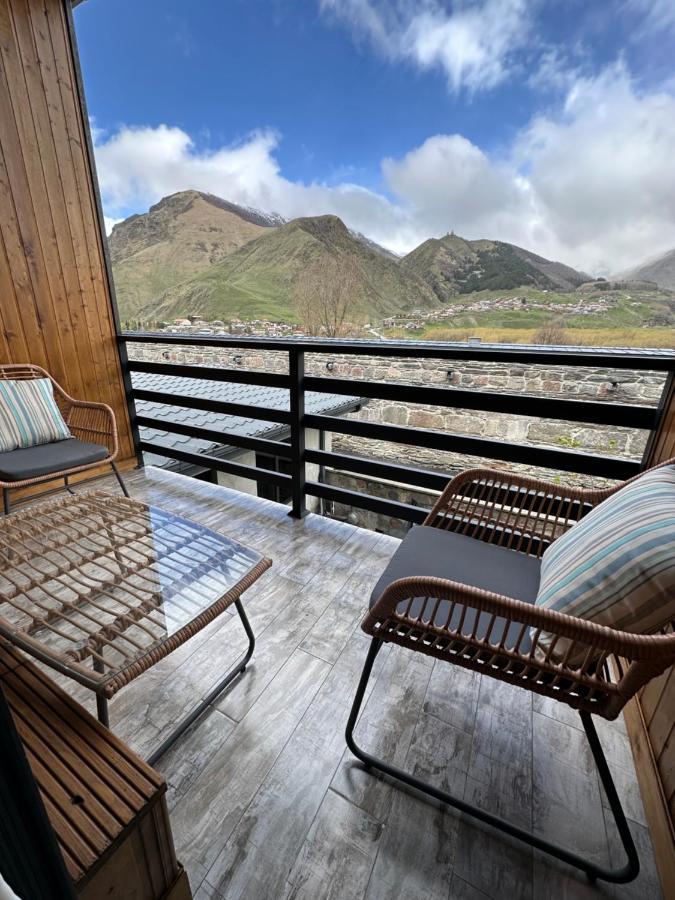 Old District Hotel Kazbegi Eksteriør billede