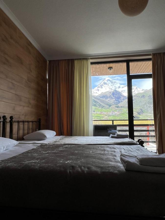 Old District Hotel Kazbegi Eksteriør billede